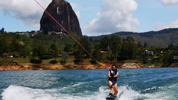 FANTASTIC 2HR WAKEBOARDING PRIVATE EXPERIENCE from Guatape